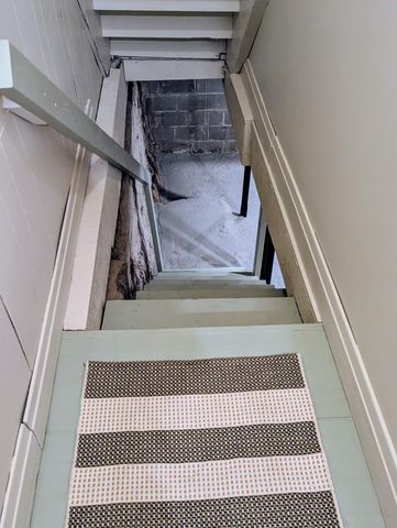 27 W Wood Street, Newaygo, MI 49337