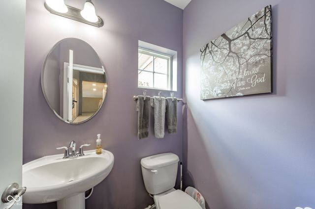 5825 Somerset Boulevard E, Bargersville, IN 46106