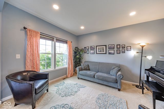 5825 Somerset Boulevard E, Bargersville, IN 46106