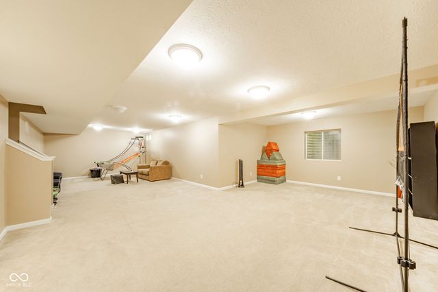 5825 Somerset Boulevard E, Bargersville, IN 46106