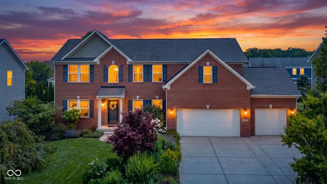5825 Somerset Boulevard E, Bargersville, IN 46106