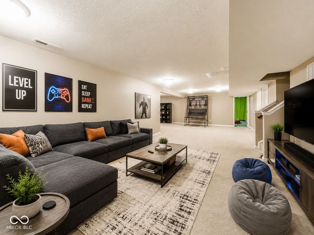 5825 Somerset Boulevard E, Bargersville, IN 46106