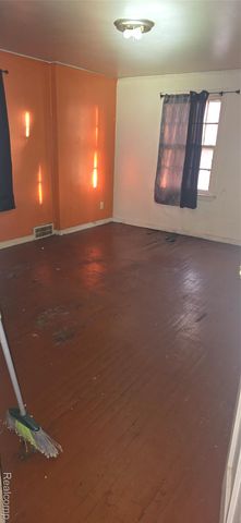 11040 Courville Street, Detroit, MI 48224