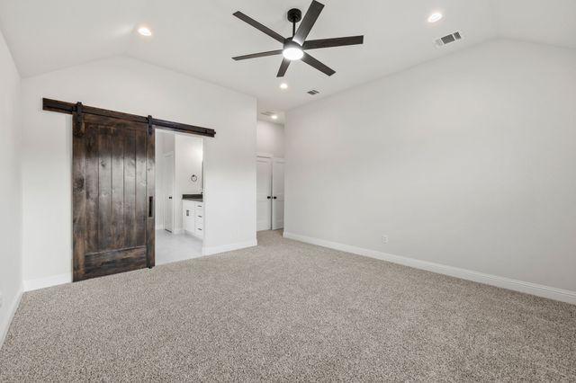 1400 Oak Valley, Denton, TX 76209