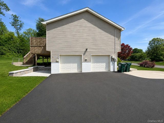 24 Vermont Drive B, Newburgh, NY 12550