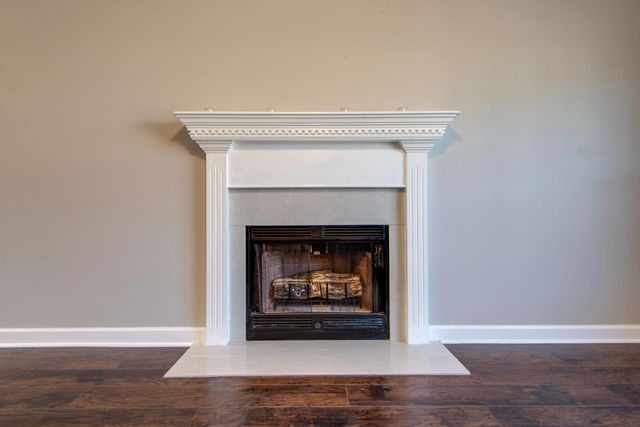 3532 Lake Towne Dr, Antioch, TN 37013