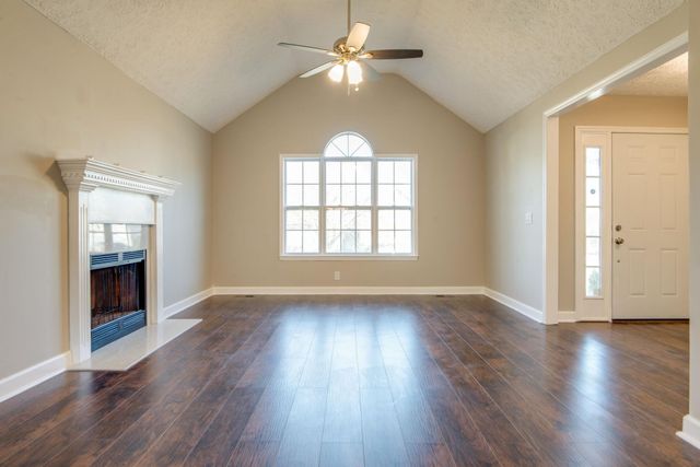 3532 Lake Towne Dr, Antioch, TN 37013