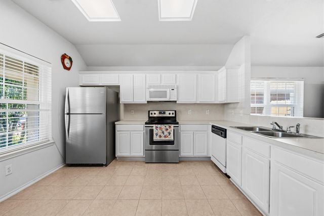 7118 Meadow Hawk Court, Houston, TX 77041