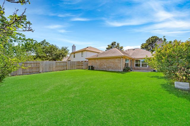 7118 Meadow Hawk Court, Houston, TX 77041