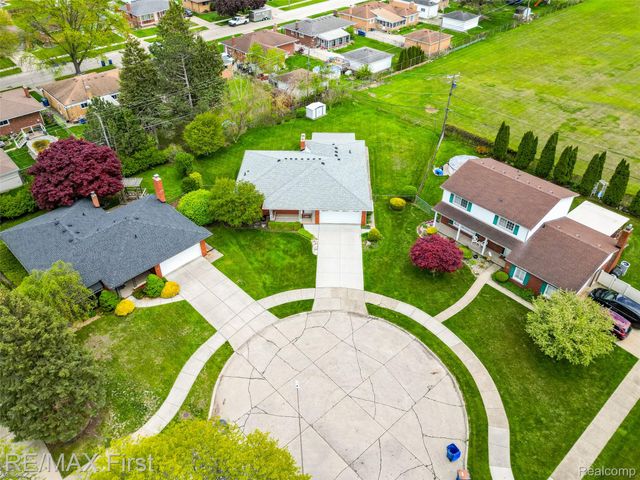 31308 Jay Drive, Warren, MI 48093