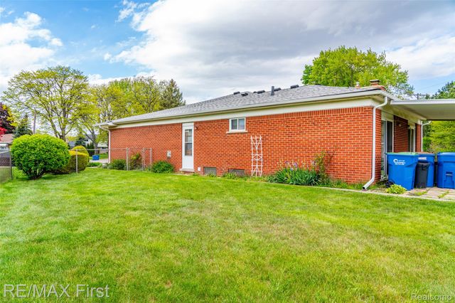31308 Jay Drive, Warren, MI 48093