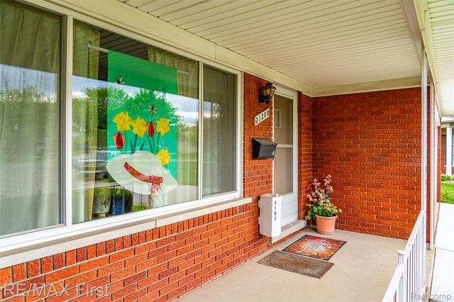 31308 Jay Drive, Warren, MI 48093