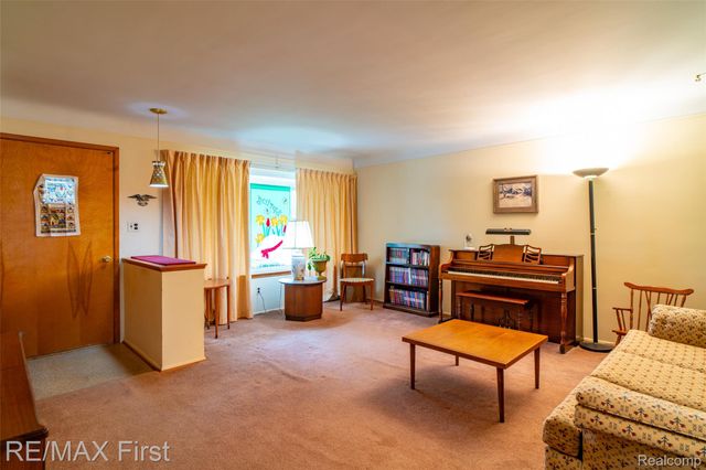 31308 Jay Drive, Warren, MI 48093
