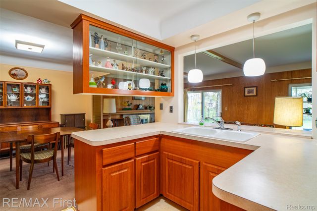 31308 Jay Drive, Warren, MI 48093