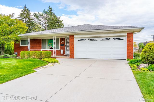 31308 Jay Drive, Warren, MI 48093