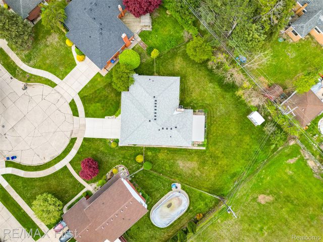 31308 Jay Drive, Warren, MI 48093