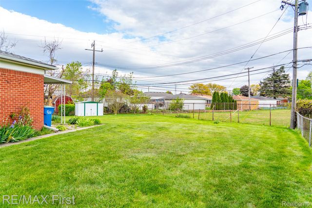 31308 Jay Drive, Warren, MI 48093