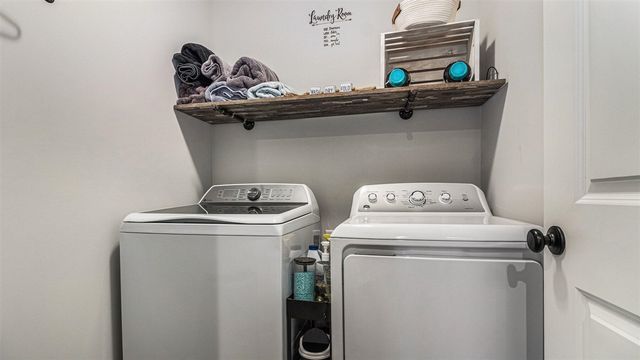 1637 Thyme Drive, Byron Center, MI 49315