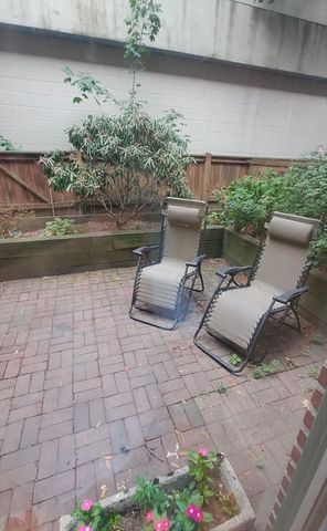 71 Fulkerson St 111, Cambridge, MA 02141