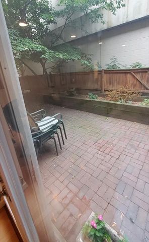 71 Fulkerson St 111, Cambridge, MA 02141