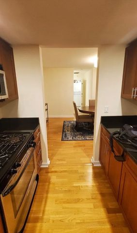 71 Fulkerson St 111, Cambridge, MA 02141