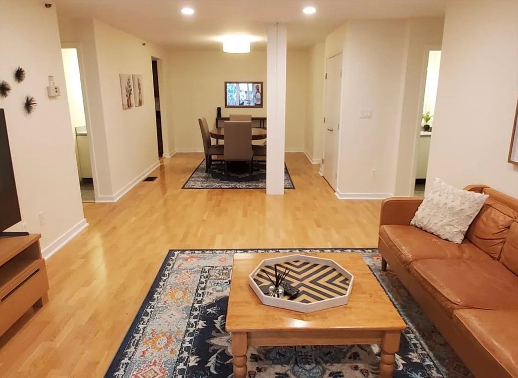 71 Fulkerson St 111, Cambridge, MA 02141