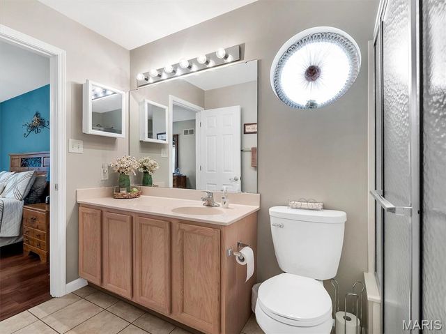 10237 Carlton Place Court, St Louis, MO 63123