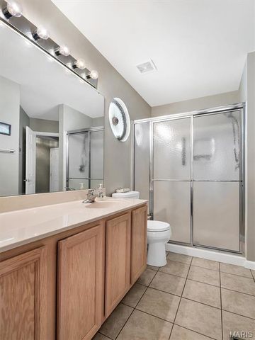 10237 Carlton Place Court, St Louis, MO 63123