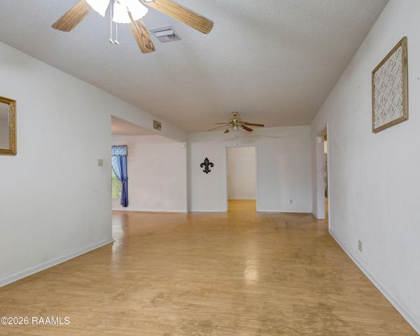 2116 Agnes Broussard Road, New Iberia, LA 70560