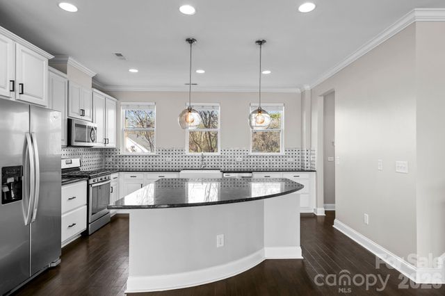 2613 Statesville Avenue, Charlotte, NC 28206