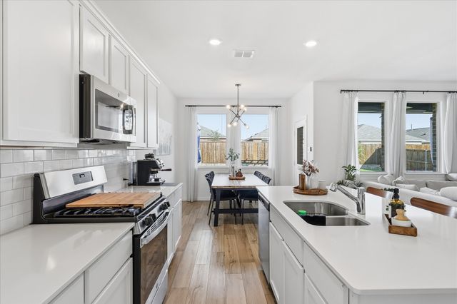 3105 Kaufman Court, Little Elm, TX 75068