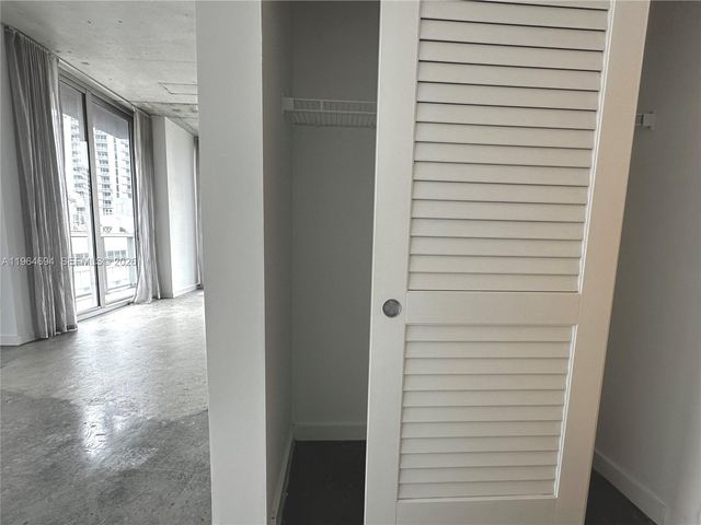 151 SE 1st St 1501, Miami, FL 33131