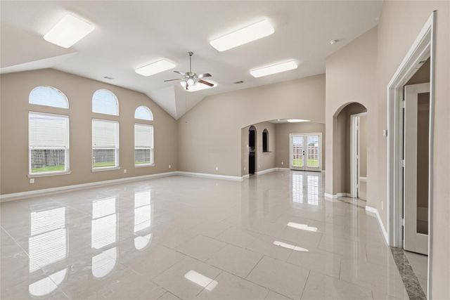 8234 Hall View Drive, Houston, TX 77075