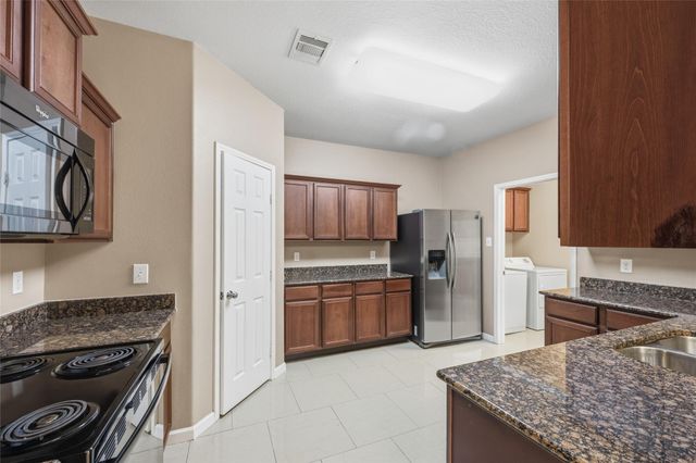 8234 Hall View Drive, Houston, TX 77075