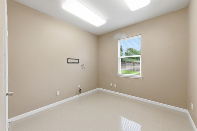 8234 Hall View Drive, Houston, TX 77075