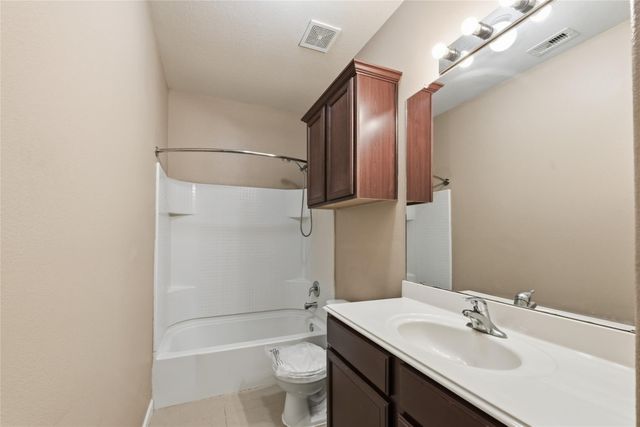 8234 Hall View Drive, Houston, TX 77075