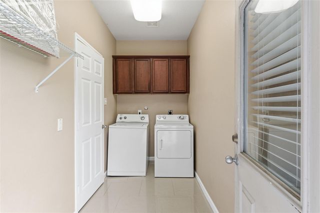 8234 Hall View Drive, Houston, TX 77075