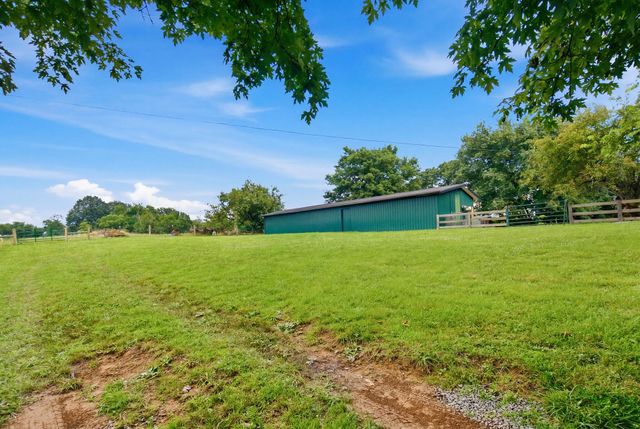 232 Mccrosky Pike, Harrodsburg, KY 40330