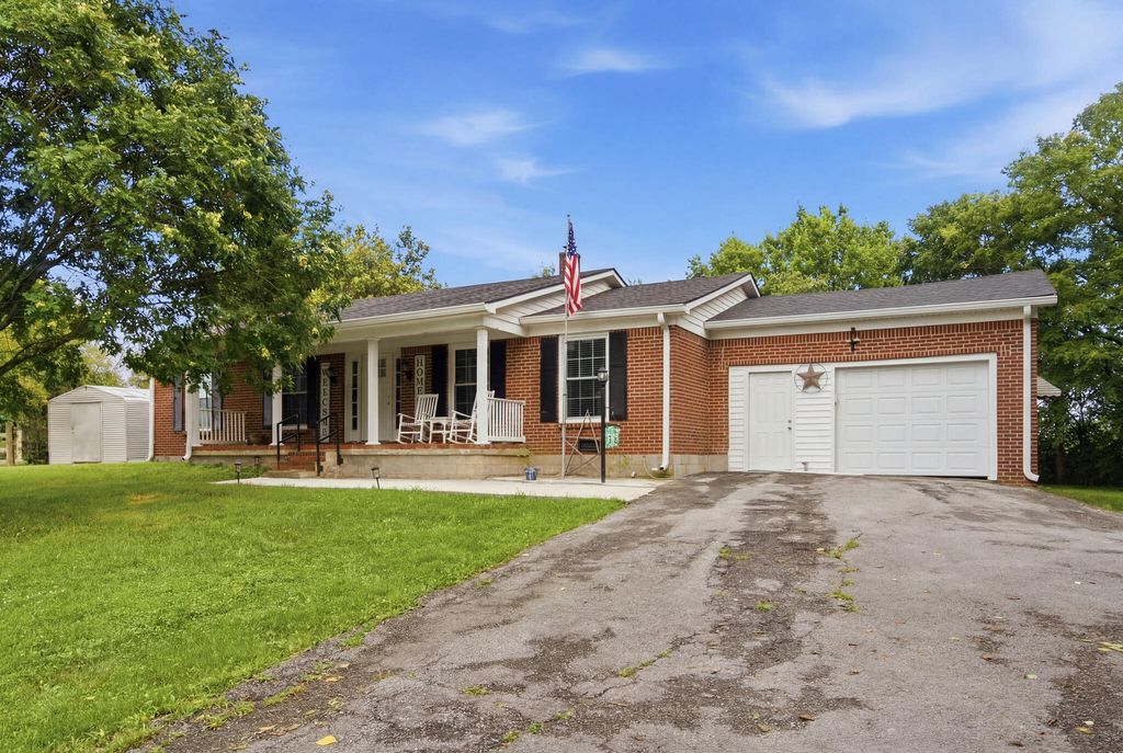 232 Mccrosky Pike, Harrodsburg, KY 40330