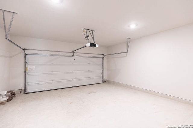 6806 Prue Rd Unit 28, San Antonio, TX 78240