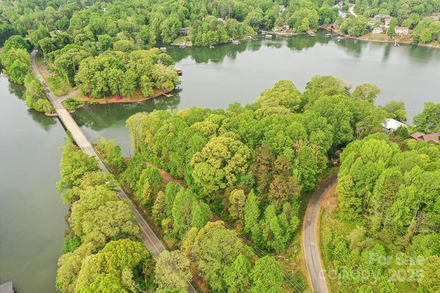 3618 Tee Street, Sherrills Ford, NC 28673