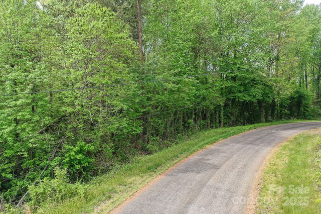 3618 Tee Street, Sherrills Ford, NC 28673