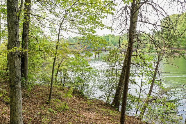 3618 Tee Street, Sherrills Ford, NC 28673