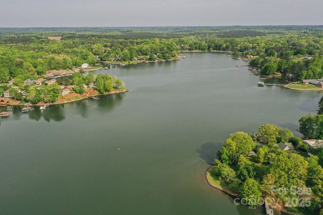 3618 Tee Street, Sherrills Ford, NC 28673