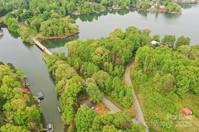 3618 Tee Street, Sherrills Ford, NC 28673