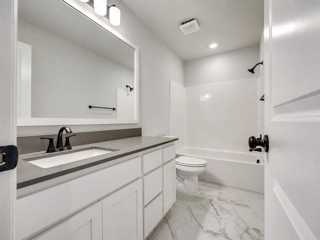13924 Mondello Lane, Oklahoma City, OK 73170