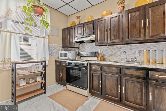 1920 S 16TH ST, Philadelphia, PA 19145