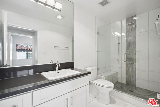 5715 Olympic Boulevard 206, Los Angeles, CA 90036