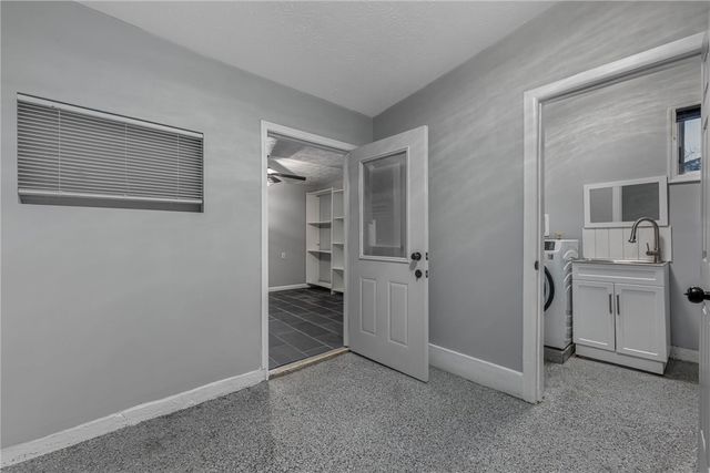 1041 Vine Street, Hamilton, OH 45011