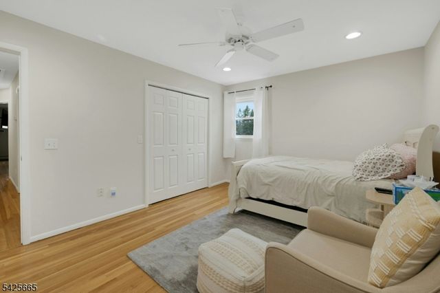 27 Howland Cir, West Caldwell Twp., NJ 07006